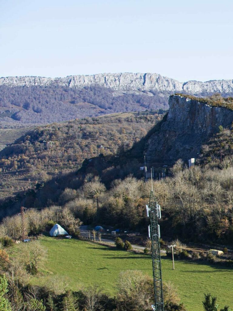 panoramica-abaurrea-alta-pirineo-navarro-1 svg+xml;charset=utf