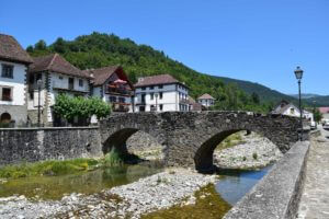 Ochagavía es la fotografía perfecta, es la postal del Pirineo navarro